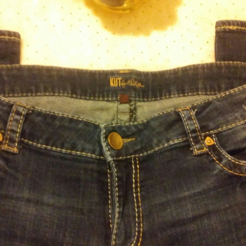 Jeans - Picture 2 of 4